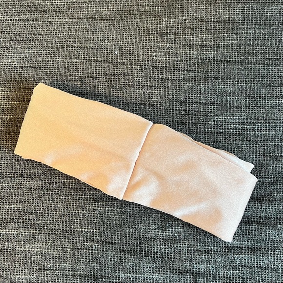 I’m With The Band Pink Shimmer Turban Headband - Picture 4 of 6